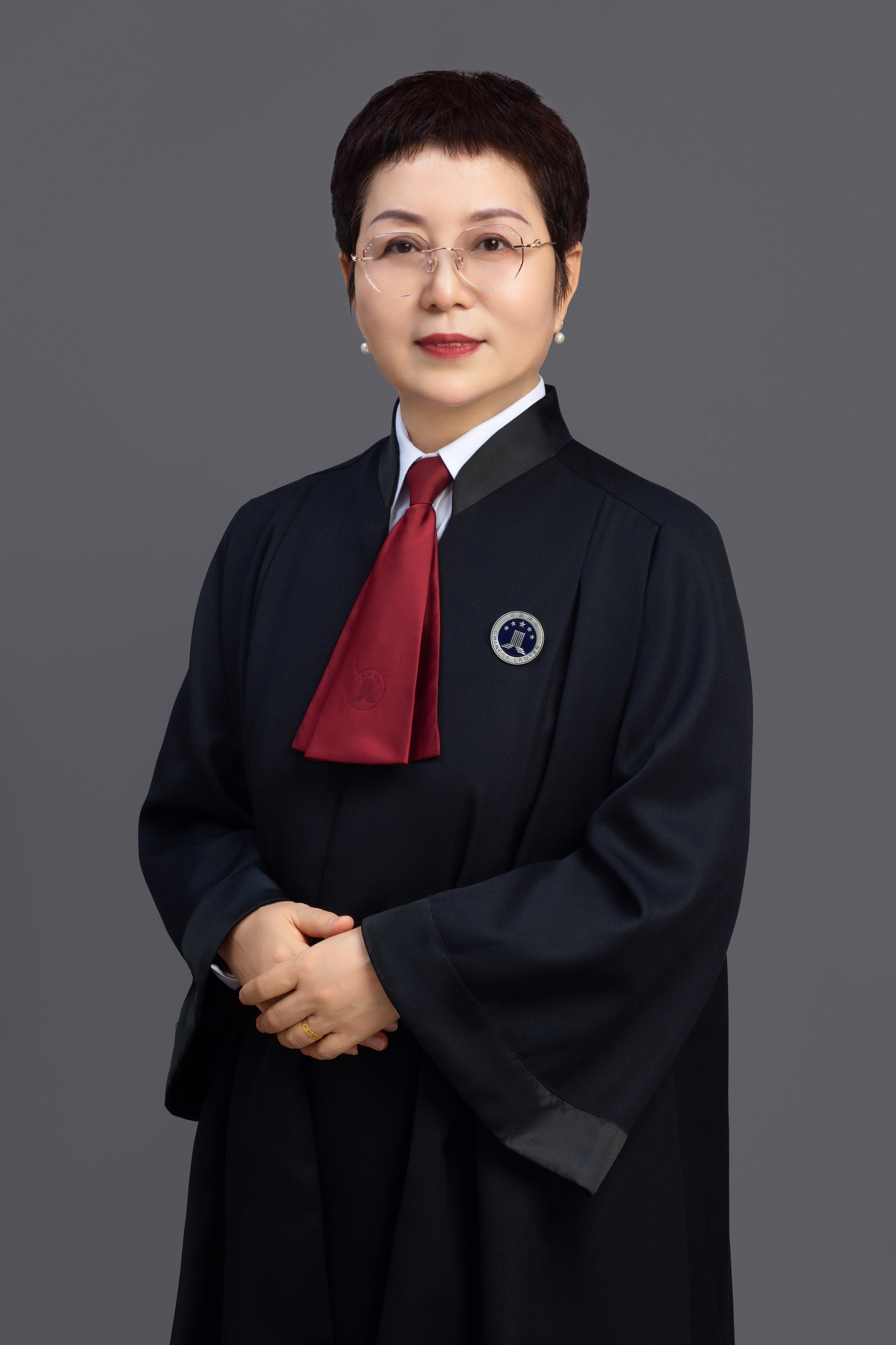 邸新