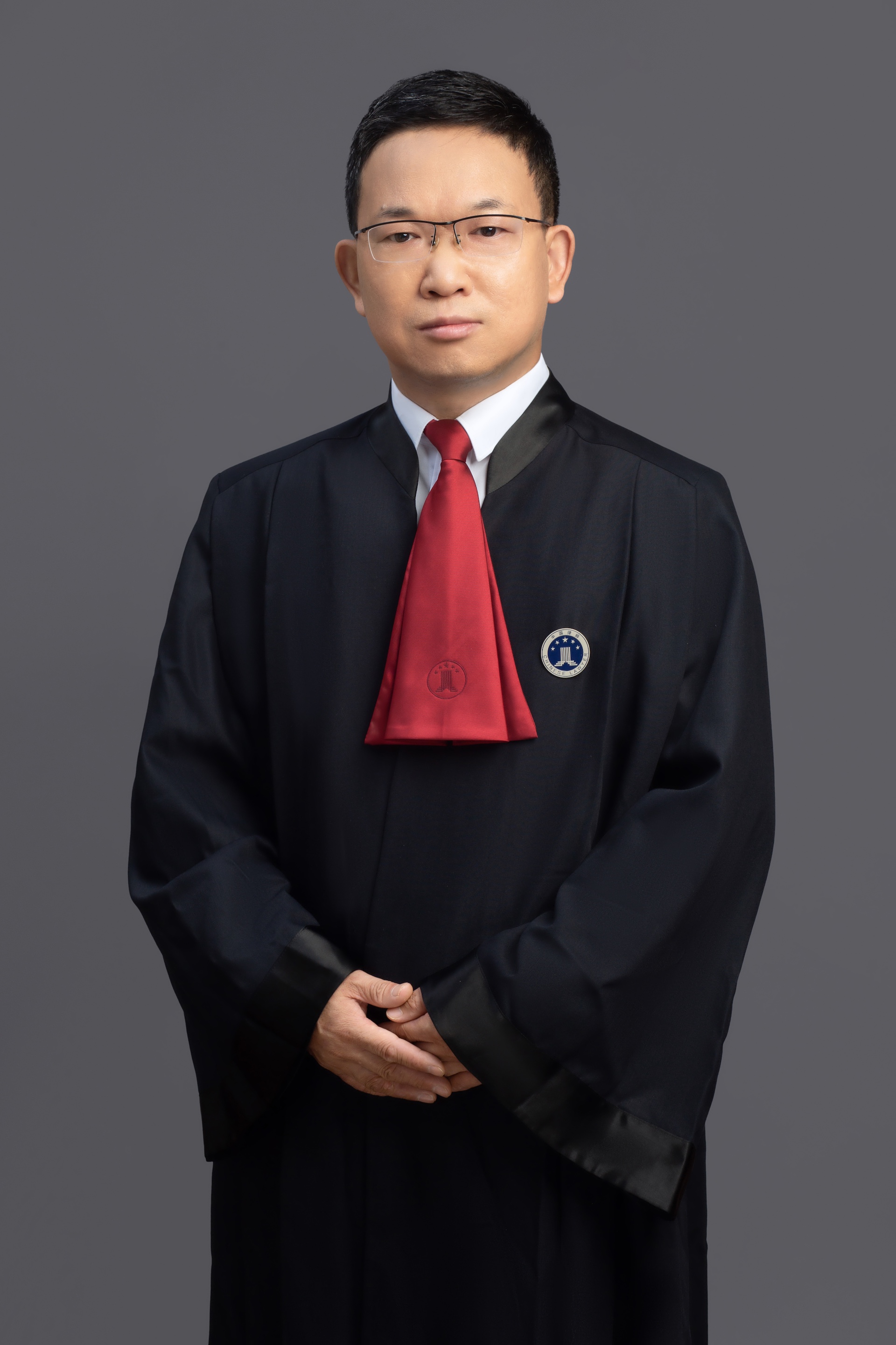 巴中亮