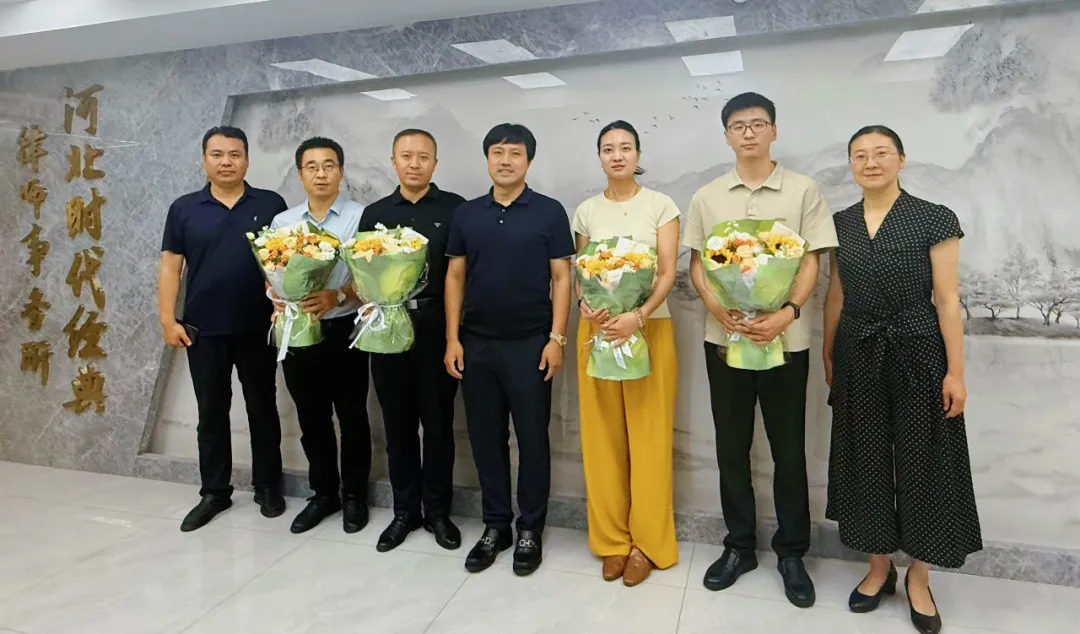 致敬戎装岁月·传承军人本色 | 时代经典党支部退役军人座谈会侧记